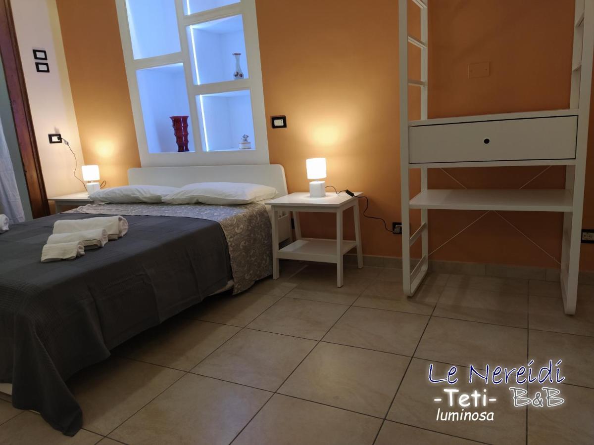 Le Nereidi B&B Acireale Centro エクステリア 写真