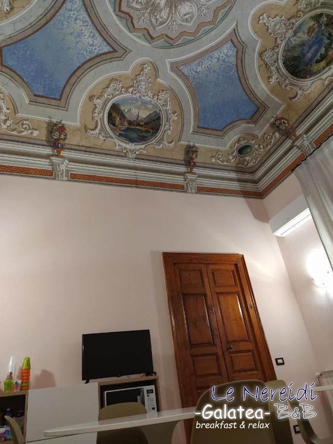 Le Nereidi B&B Acireale Centro エクステリア 写真