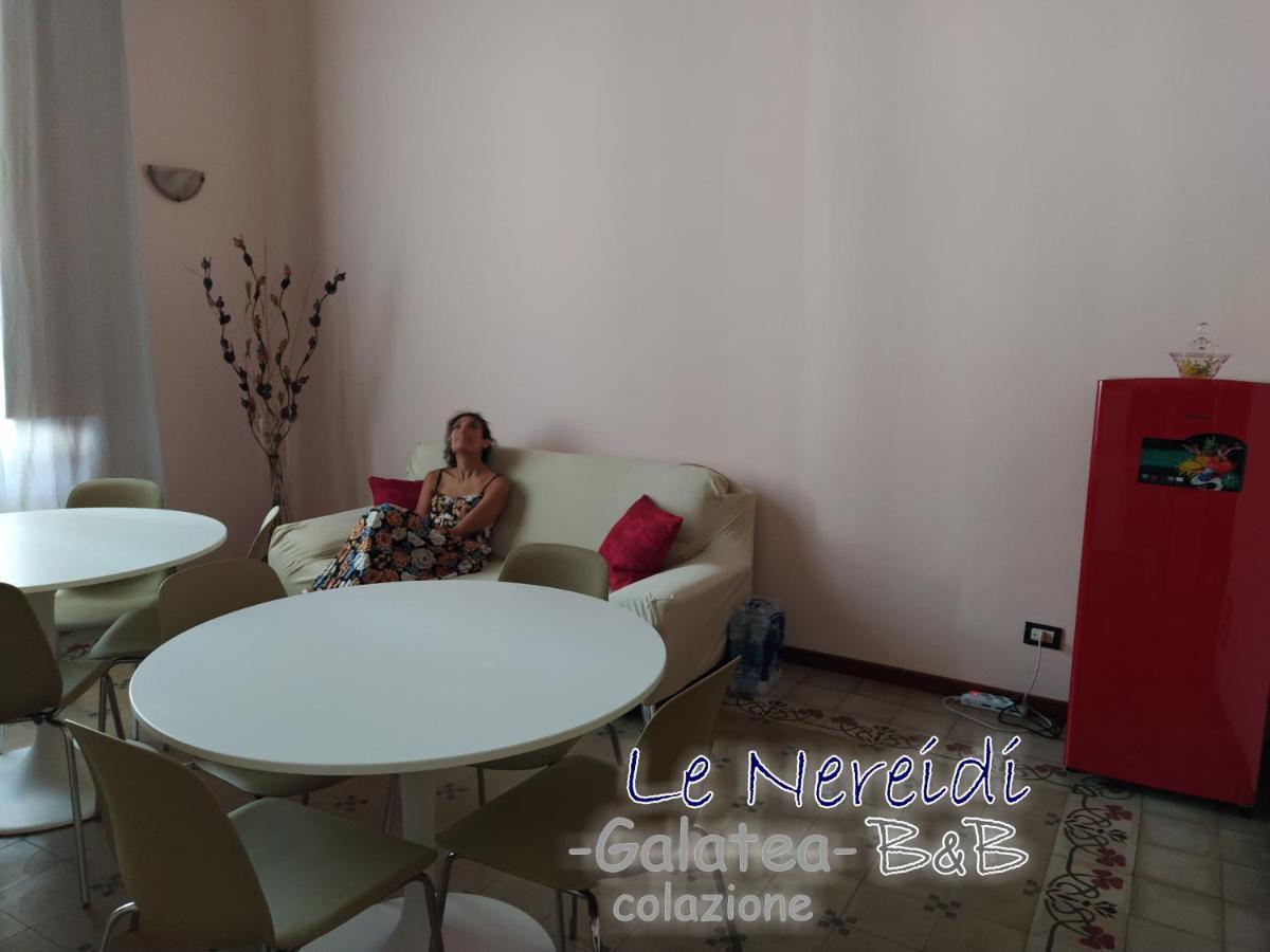 Le Nereidi B&B Acireale Centro エクステリア 写真